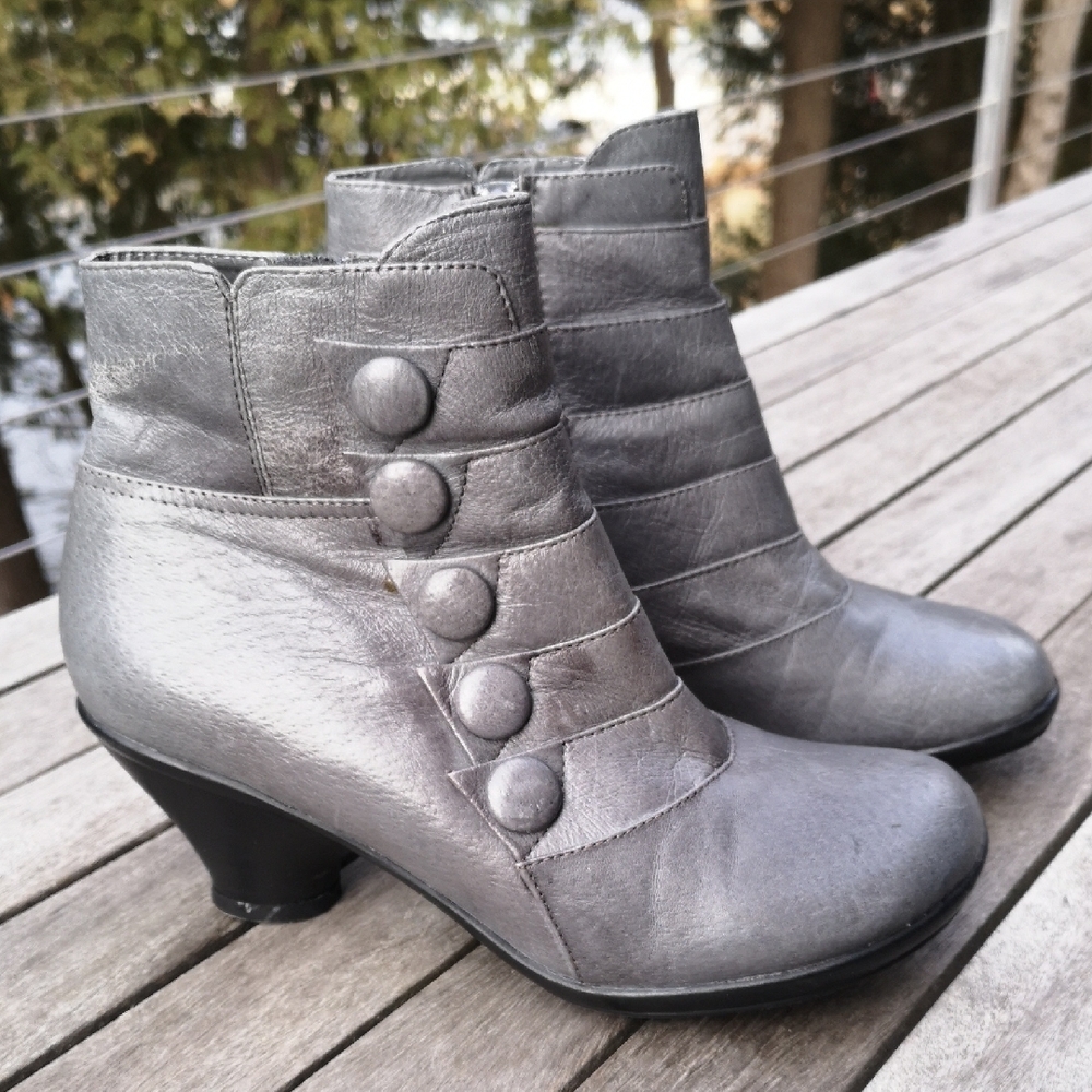 Miz Mooz ankle boots
